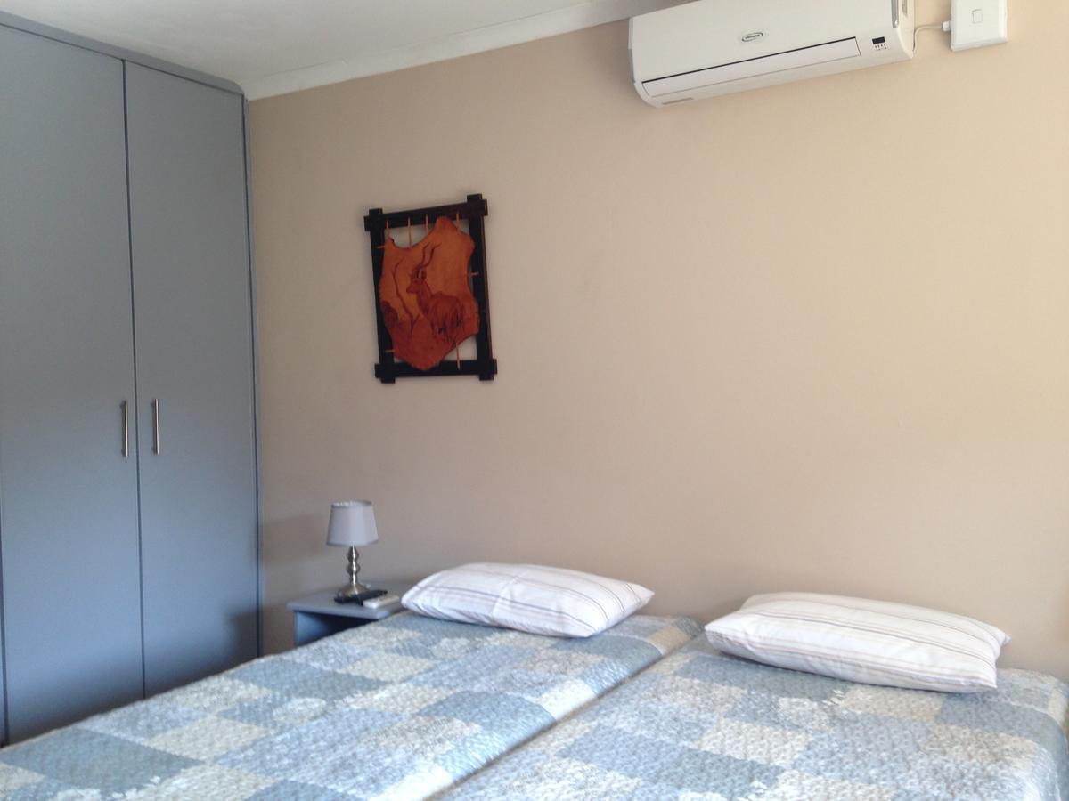 פאלאבורווה Impala Chalets מראה חיצוני תמונה
