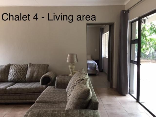 פאלאבורווה Impala Chalets מראה חיצוני תמונה