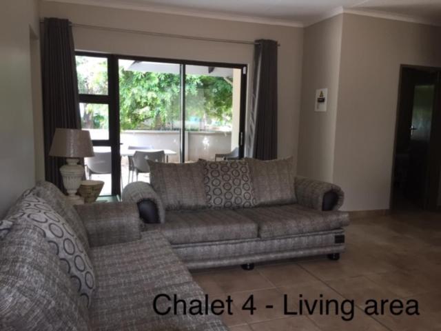 פאלאבורווה Impala Chalets מראה חיצוני תמונה